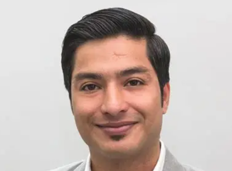 <em>Juan M.</em>